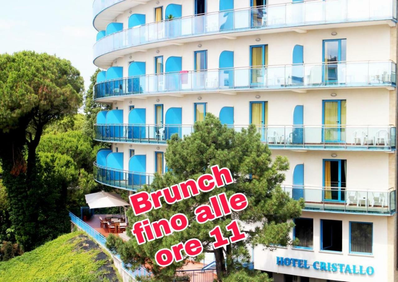 Hotel Cristallo Lignano Sabbiadoro Exterior foto